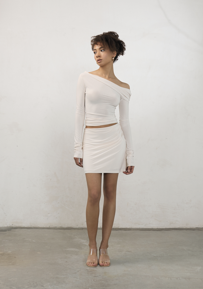 Лонгслив Tyla ivory ALÁBEL